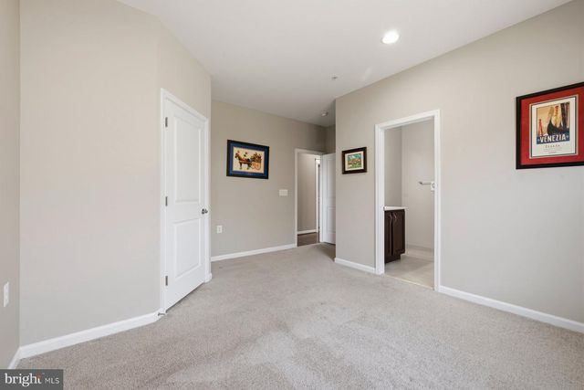 2926 MILL ISLAND PKWY, Frederick, MD 21701