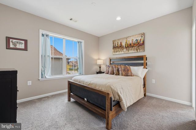 2926 MILL ISLAND PKWY, Frederick, MD 21701
