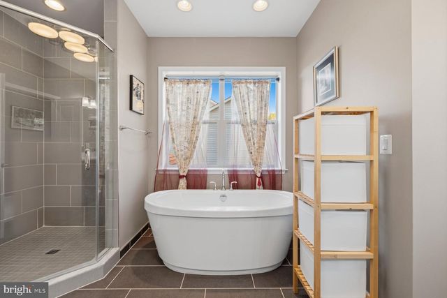 2926 MILL ISLAND PKWY, Frederick, MD 21701