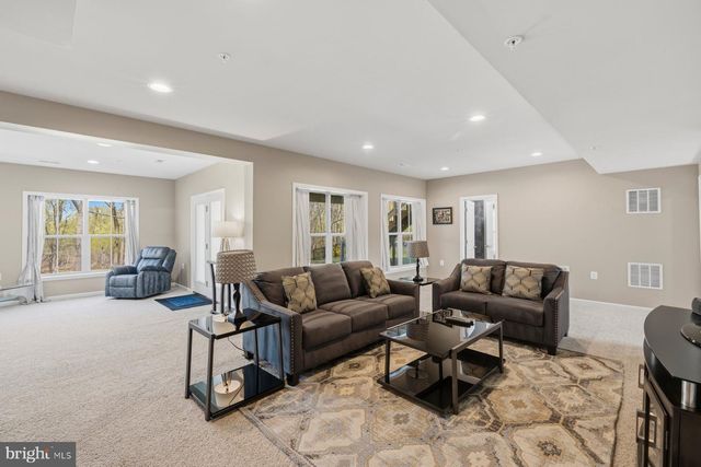2926 MILL ISLAND PKWY, Frederick, MD 21701