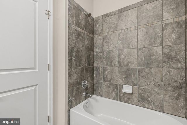 2926 MILL ISLAND PKWY, Frederick, MD 21701