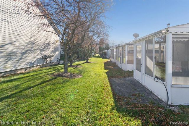 50340 Helfer Boulevard, Wixom, MI 48393