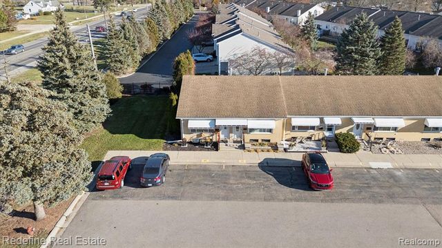 50340 Helfer Boulevard, Wixom, MI 48393