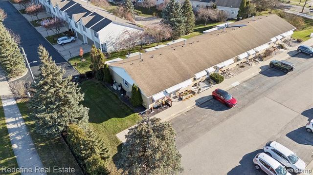 50340 Helfer Boulevard, Wixom, MI 48393