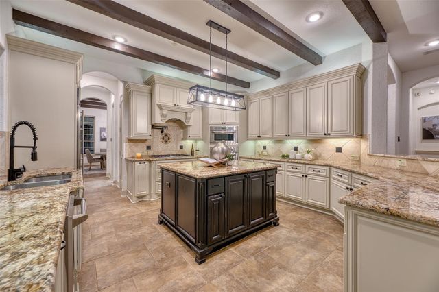 1115 Grand Estates Drive, Richmond, TX 77469