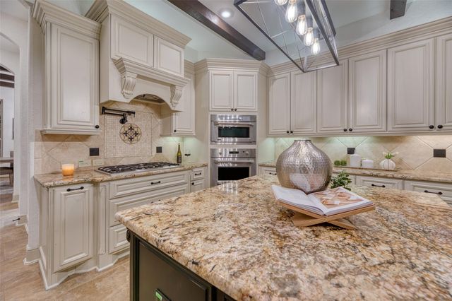 1115 Grand Estates Drive, Richmond, TX 77469