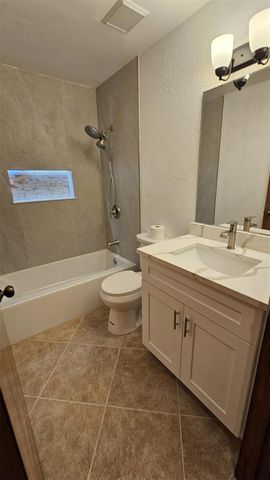 14057 ITHACA WAY, Orlando, FL 32826