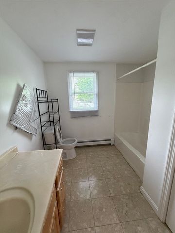 65 Tiffany Dr, Randolph, MA 02368