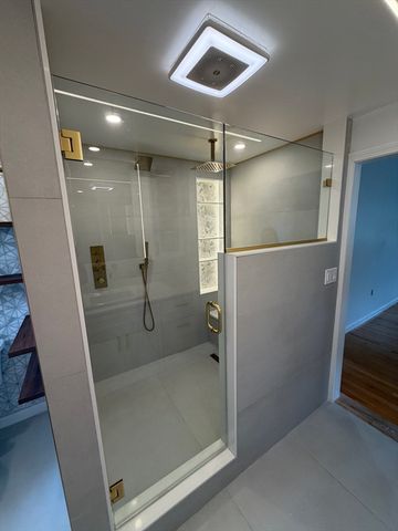 65 Tiffany Dr, Randolph, MA 02368