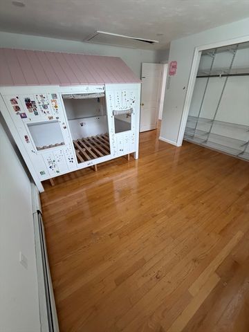 65 Tiffany Dr, Randolph, MA 02368