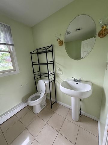 65 Tiffany Dr, Randolph, MA 02368