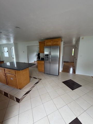 65 Tiffany Dr, Randolph, MA 02368