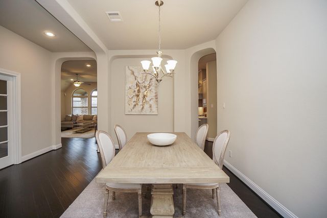 6243 Garden Lakes Lane, Sugar Land, TX 77479