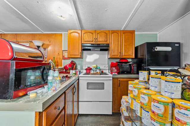 3796 Old Reaves Ferry Rd., Conway, SC 29526