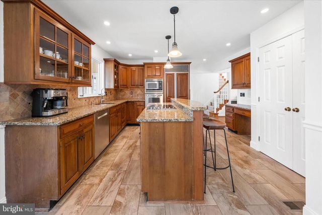 1 ARDMOOR LN, Chadds Ford, PA 19317