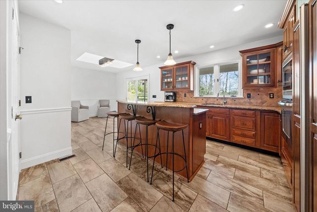 1 ARDMOOR LN, Chadds Ford, PA 19317