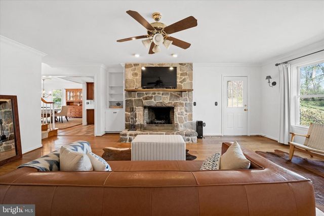 1 ARDMOOR LN, Chadds Ford, PA 19317