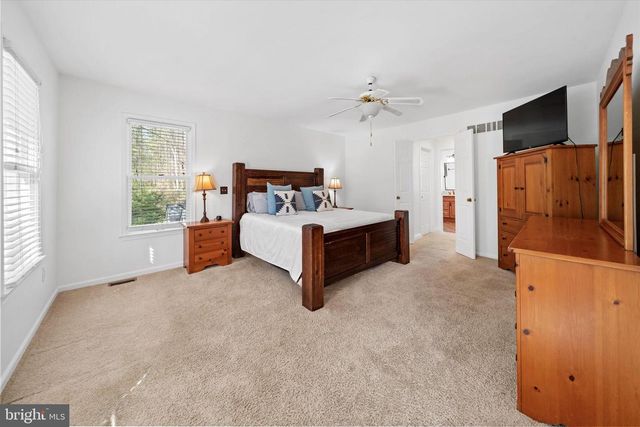 1 ARDMOOR LN, Chadds Ford, PA 19317