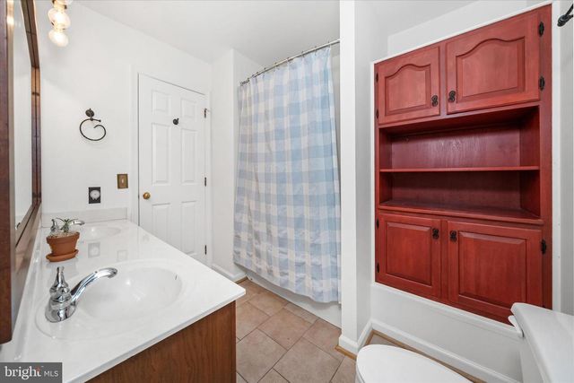 1 ARDMOOR LN, Chadds Ford, PA 19317