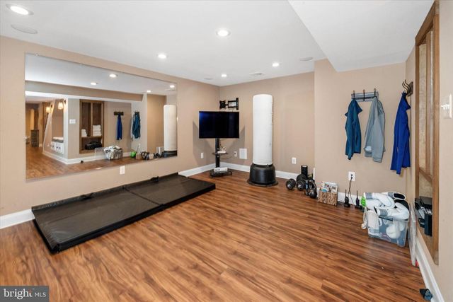 1 ARDMOOR LN, Chadds Ford, PA 19317