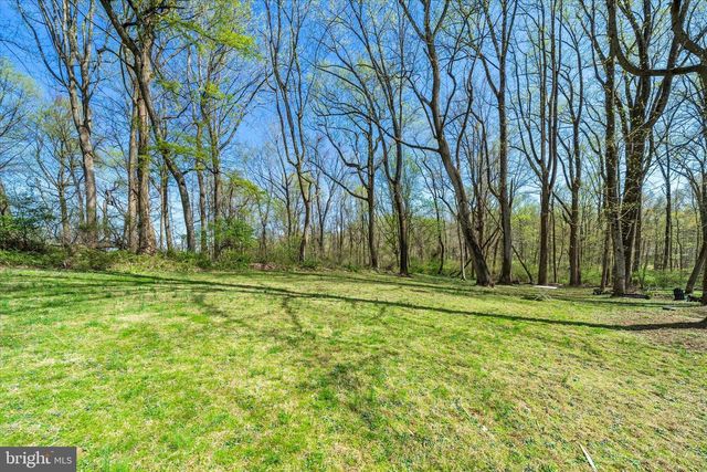 1 ARDMOOR LN, Chadds Ford, PA 19317