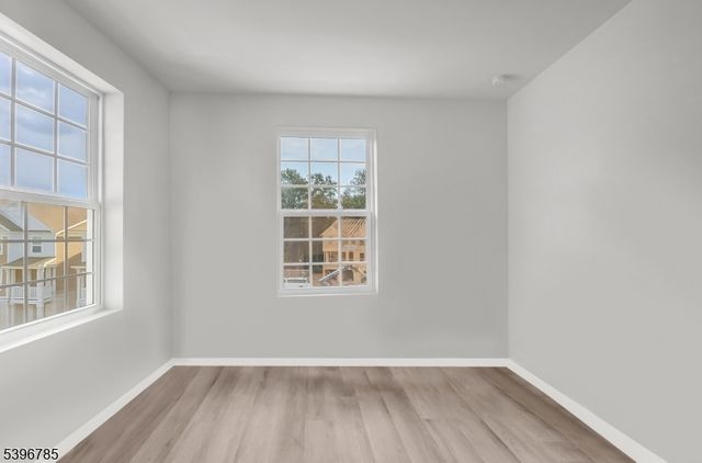 204 Honeysuckle Ln, Warren Twp., NJ 07059