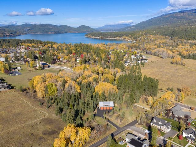 800 Texas Avenue, Whitefish, MT 59937 property photo