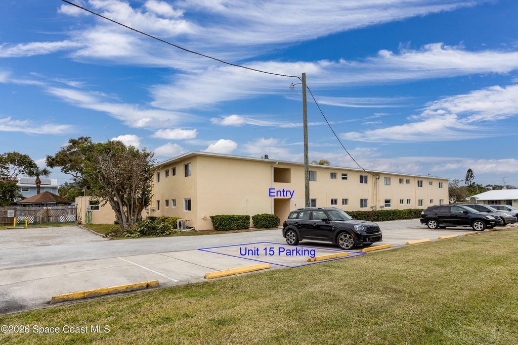 211 Circle Drive 15b, Cape Canaveral, FL 32920