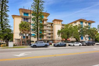 12590 NE 16th Ave 208, North Miami, FL 33161