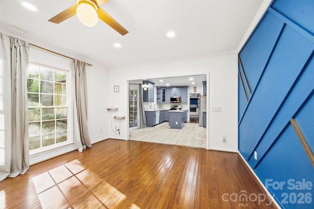 4131 Beauvista Drive, Charlotte, NC 28269