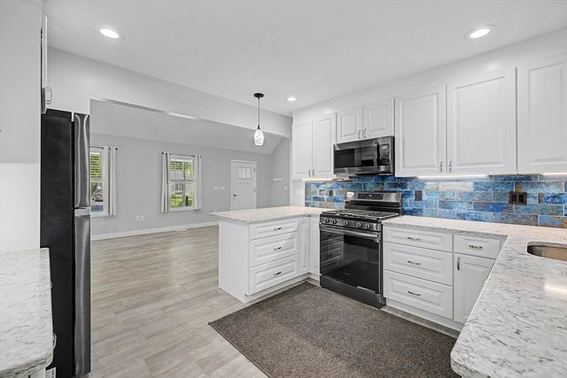 573 Federal Street, Belchertown, MA 01007
