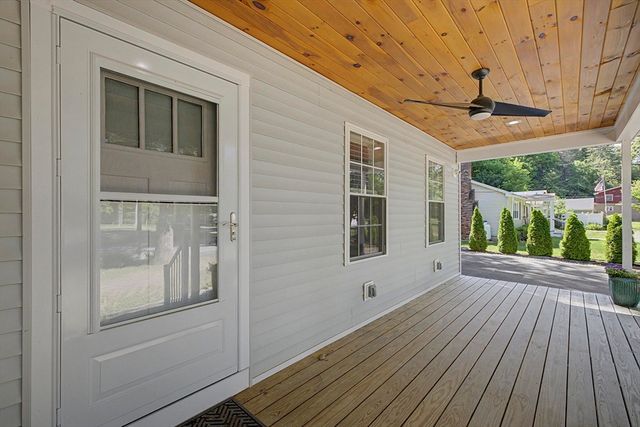 573 Federal Street, Belchertown, MA 01007