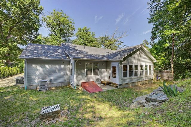 573 Federal Street, Belchertown, MA 01007