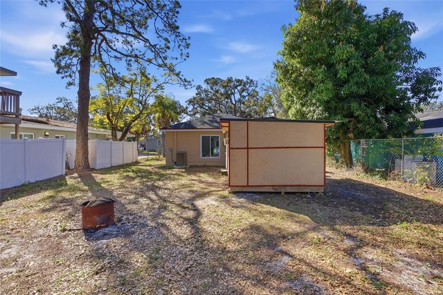 1420 19TH AVENUE W, Bradenton, FL 34205