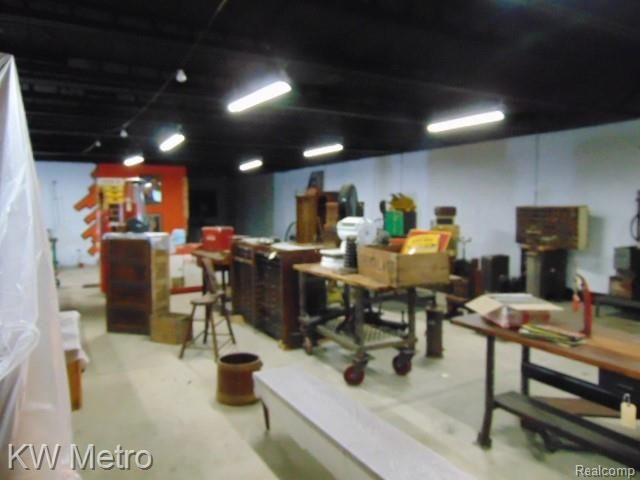 12924 W 7 Mile Road, Detroit, MI 48235