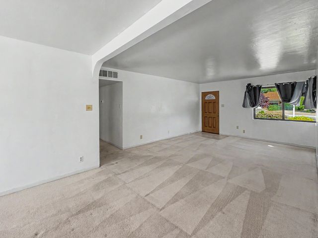2139 UTAH Street NE, Albuquerque, NM 87110