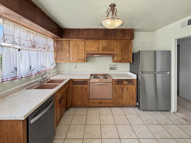 2139 UTAH Street NE, Albuquerque, NM 87110