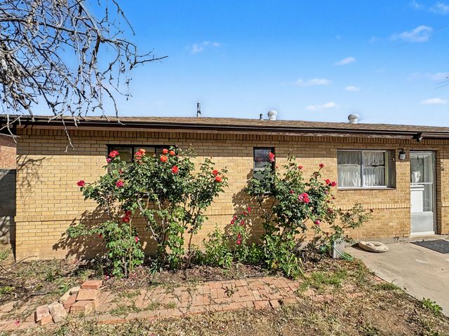 2139 UTAH Street NE, Albuquerque, NM 87110