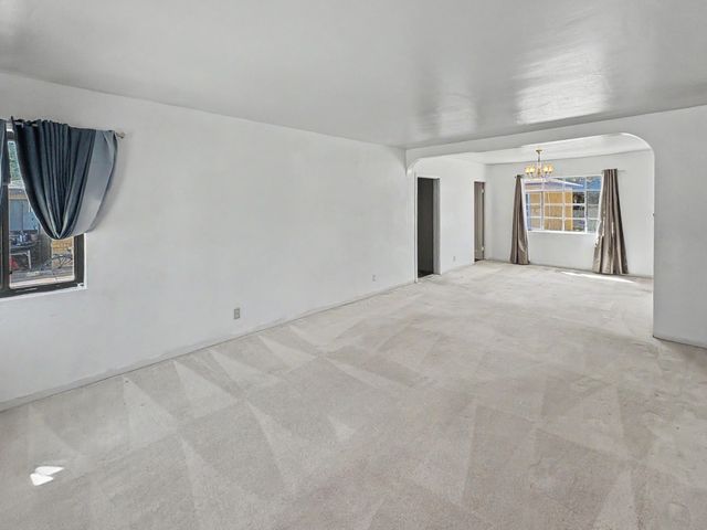 2139 UTAH Street NE, Albuquerque, NM 87110