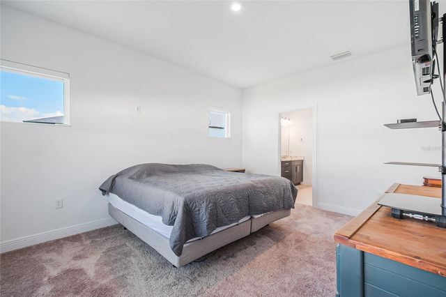 5785 WALLIS LANE, St Cloud, FL 34771