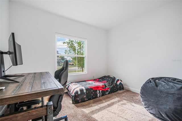 5785 WALLIS LANE, St Cloud, FL 34771