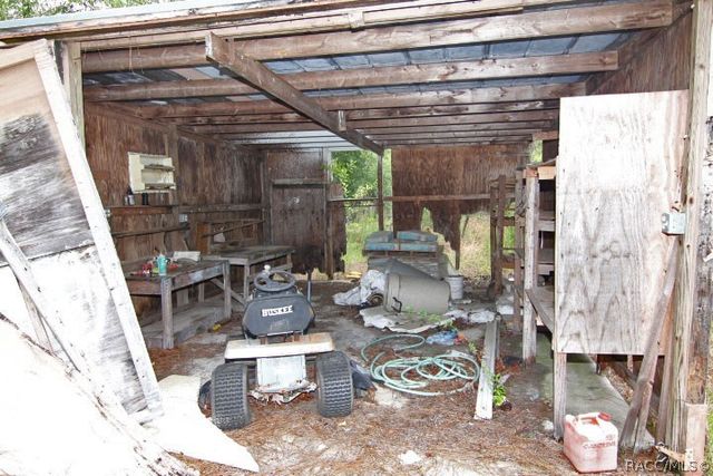 531 S School Avenue, Lecanto, FL 34461