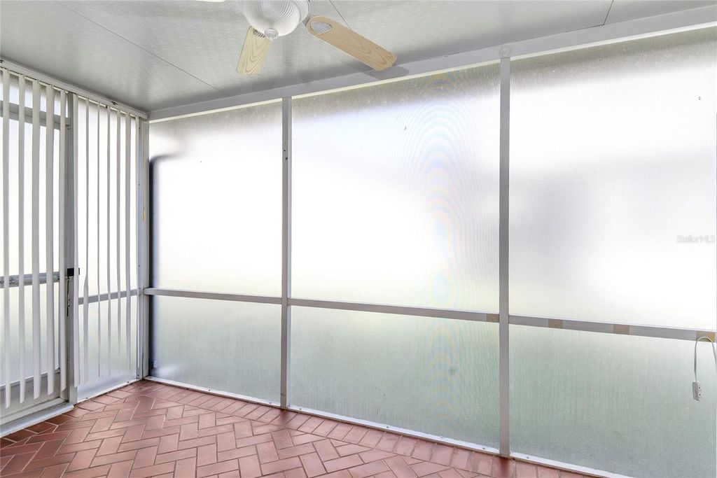 Image 15 of property listing at 6020 SCOTCHWOOD GLEN 108, Orlando, FL 32822