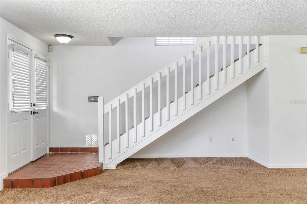 Image 10 of property listing at 6020 SCOTCHWOOD GLEN 108, Orlando, FL 32822