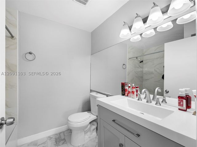 400 NW 214th St 203, Miami Gardens, FL 33169