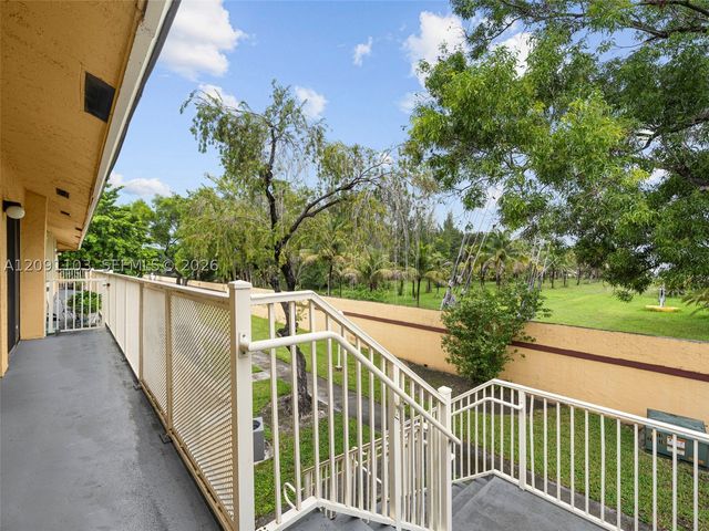 400 NW 214th St 203, Miami Gardens, FL 33169