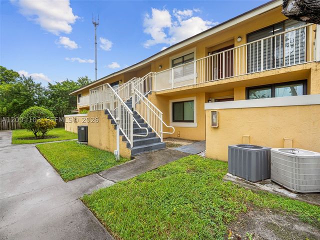 400 NW 214th St 203, Miami Gardens, FL 33169