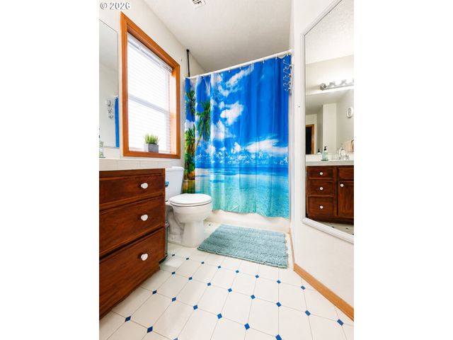 41727 Nw OAK Way, Banks, OR 97106