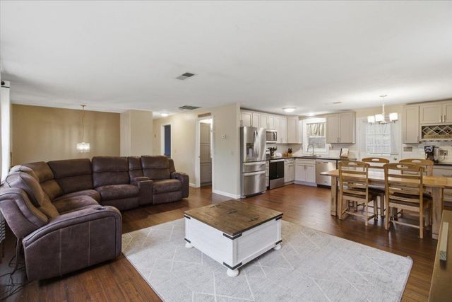 56 Hildur Hill, Bennington, VT 05201
