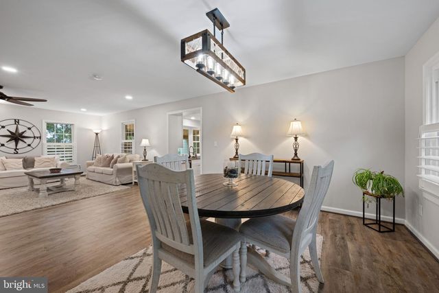 8730 MAPLEVILLE, Mount Airy, MD 21771